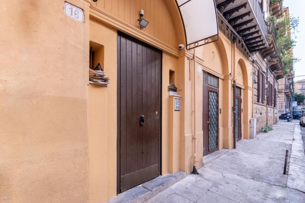 Oliveri Vintage House At Politeama Palermo Exterior foto